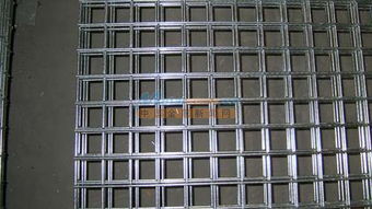 安平七彩丝网制品 3×3网片铁丝网的全能应用解析