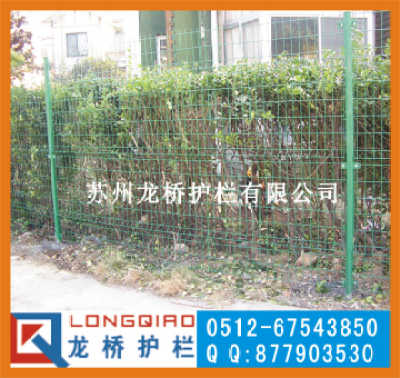 龙桥护栏厂 上海铁丝网护栏的专业生产商，价格与服务并重